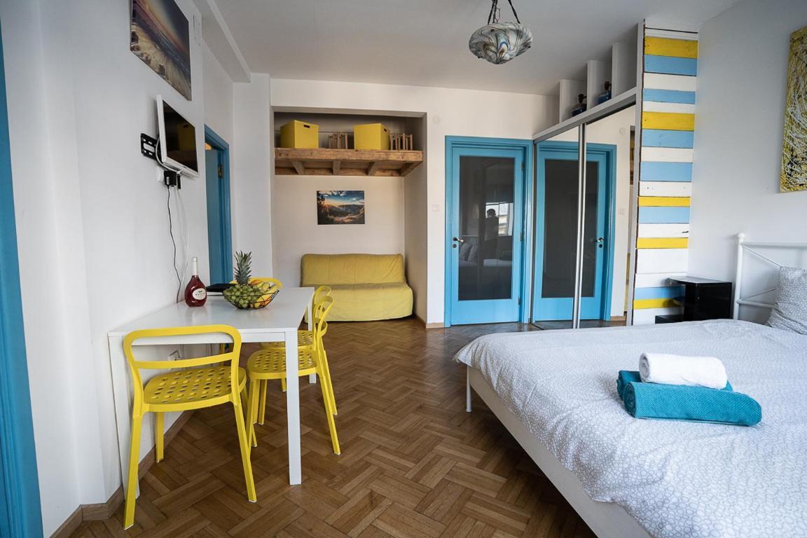 Ferienwohnung Central Studio At Cismigiu Park Bukarest Exterior foto